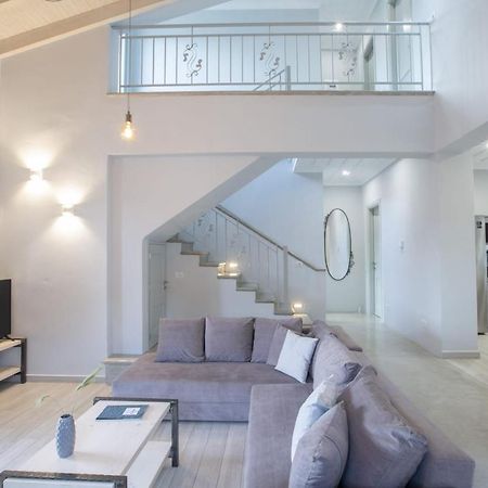 Panoutsis Villa - Sivros Lefkada Eksteriør billede